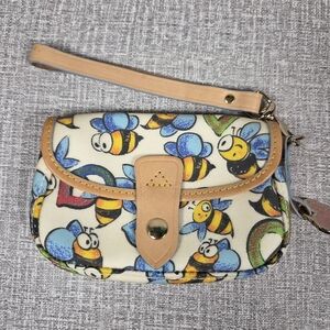 Dooney & Bourke Bumble Bee Wristlet Vintage Mini Heart Charm Purse Clutch Bag